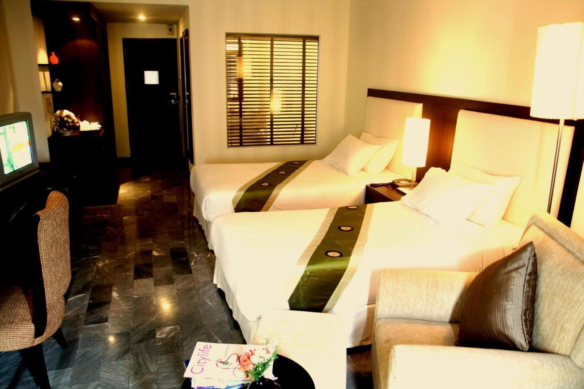 Royal Lanna Hotel — Photos 1